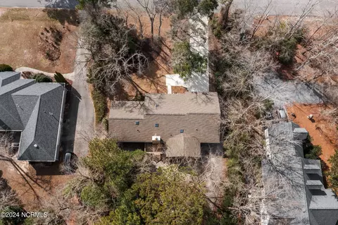 202 Hickory Ln, Hampstead, NC 28443 photo 17