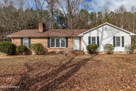 2007 Westover Dr, Goldsboro, NC 27530