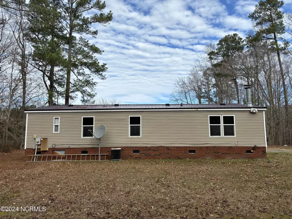 Exterior - 545 Us 158 W, Ahoskie, NC 27910 photo 9 of 12