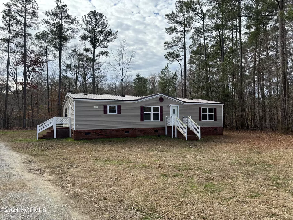 Exterior - 545 Us 158 W, Ahoskie, NC 27910 photo 3 of 12