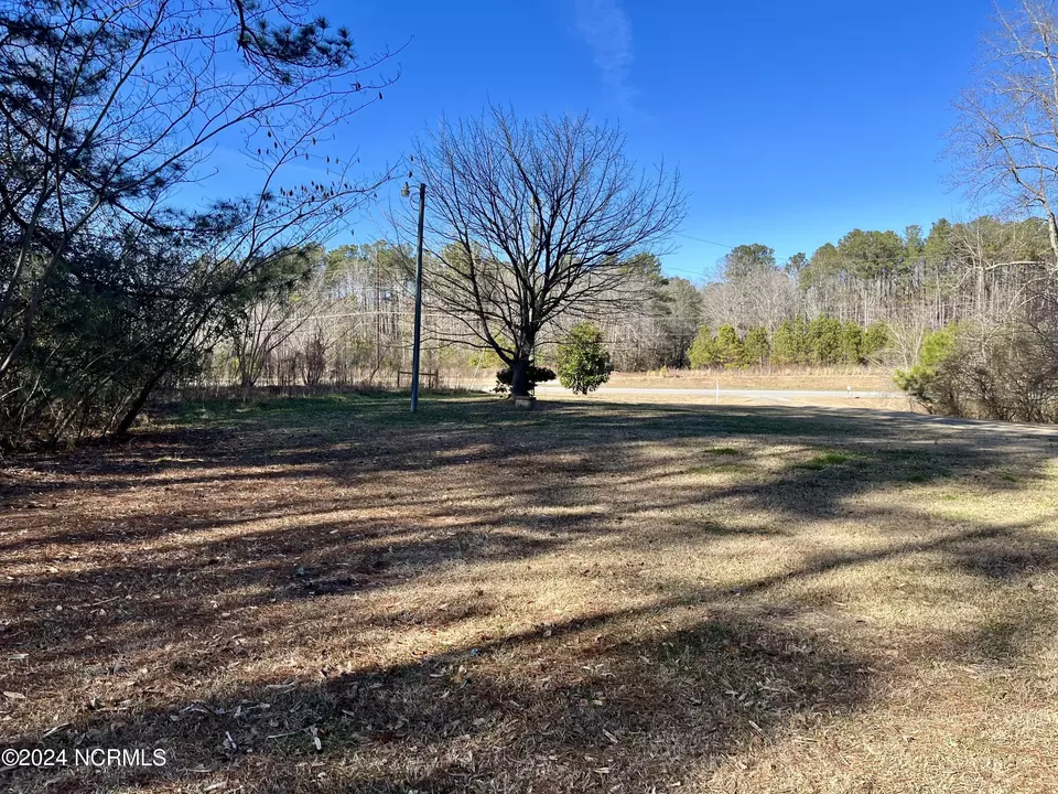Exterior - 545 Us 158 W, Ahoskie, NC 27910 photo 11 of 12