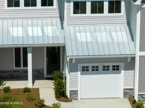 7418 Springwater Dr, Wilmington, NC 28411