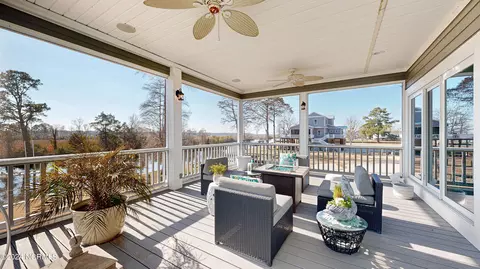 Exterior - 48 Maritime Ct, Chocowinity, NC 27817 photo 5 of 10