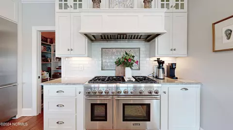 Kitchen - 48 Maritime Ct, Chocowinity, NC 27817 photo 3 of 4
