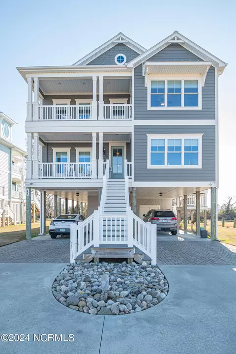 Exterior - 48 Maritime Ct, Chocowinity, NC 27817 photo 6 of 10