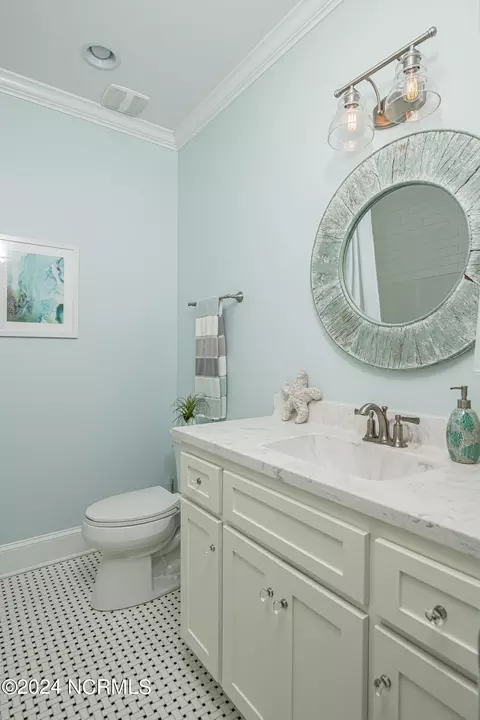 Bath - 48 Maritime Ct, Chocowinity, NC 27817 photo 7 of 9