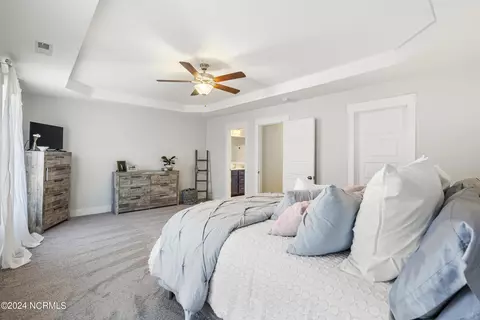 Bedroom - 10 Aspen Rd, Hampstead, NC 28443 photo 5 of 5