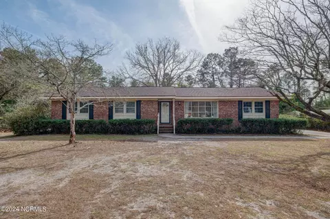 4630 Riplee Dr, Wilmington, NC 28405