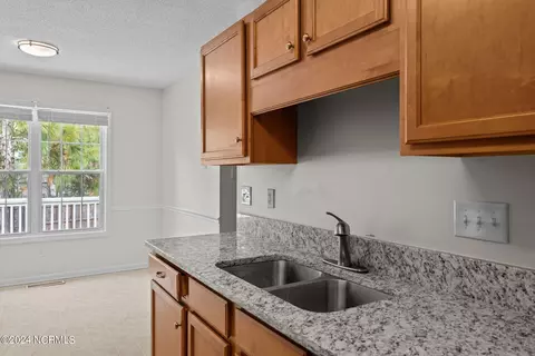 Kitchen - 1640 Longleaf Dr E, Pinehurst, NC 28374 photo 5 of 5