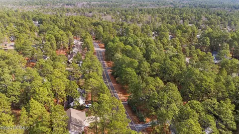 View/Area - 1640 Longleaf Dr E, Pinehurst, NC 28374 photo 2 of 2