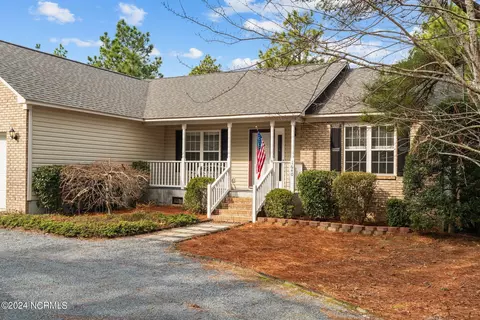 Exterior - 1640 Longleaf Dr E, Pinehurst, NC 28374 photo 15 of 16