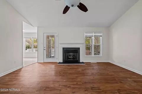 Living - 1640 Longleaf Dr E, Pinehurst, NC 28374 photo 3 of 3