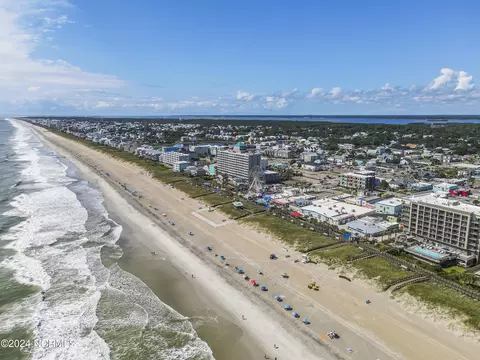 400 Virginia Ave #102B, Carolina Beach, NC 28428