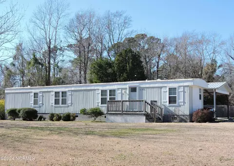 219 Hatcher Dr, Newport, NC 28570