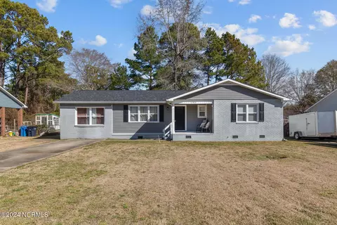 105 King St, Jacksonville, NC 28540