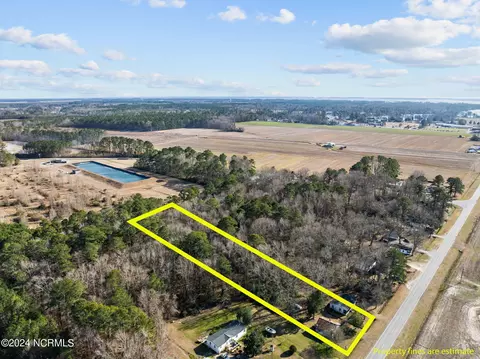5561 Jackson Swamp Rd, Bath, NC 27808