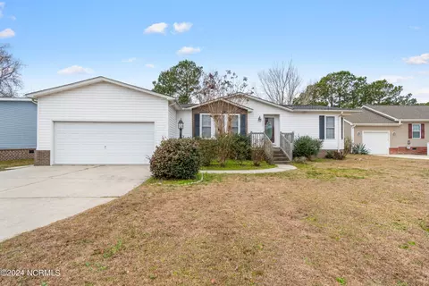 1060 Waterview Ln SW, Calabash, NC 28467