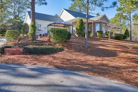 Exterior - 4 Lakeside Ln, Pinehurst, NC 28374 photo 10 of 13