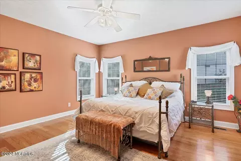 Bedroom - 4 Lakeside Ln, Pinehurst, NC 28374 photo 1 of 4