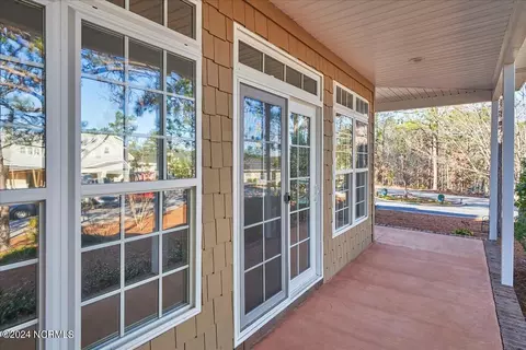 Exterior - 4 Lakeside Ln, Pinehurst, NC 28374 photo 7 of 13
