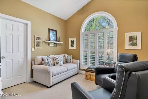 Living - 4 Lakeside Ln, Pinehurst, NC 28374 photo 9 of 9