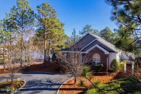 Exterior - 4 Lakeside Ln, Pinehurst, NC 28374 photo 5 of 13