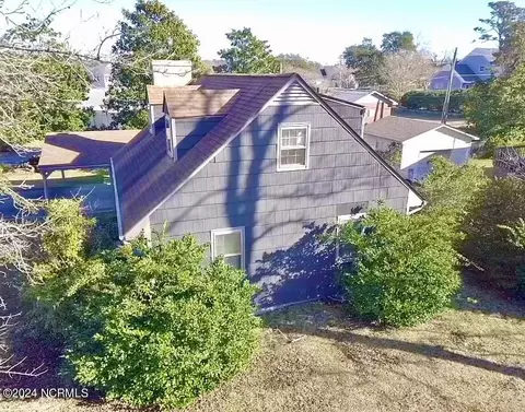 201 Florida Ave, Morehead City, NC 28557