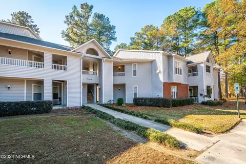 3304 Mulberry Ln #F, Greenville, NC 27858