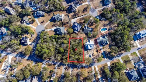 834 Chadwick Shores Dr, Sneads Ferry, NC 28460