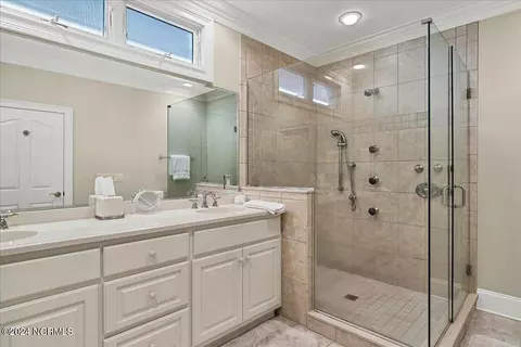 Bath - 50 Greencastle Dr, Pinehurst, NC 28374 photo 1 of 3