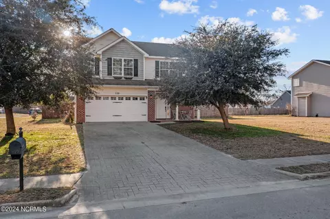 110 Maidstone Dr, Richlands, NC 28574