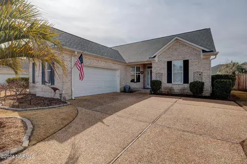 1015 Garden Club Way, Leland, NC 28451