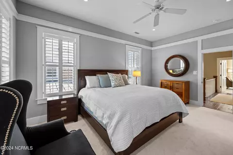 Bedroom - 317 E Harborside Dr, Oriental, NC 28571 photo 5 of 8