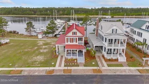 View/Area - 317 E Harborside Dr, Oriental, NC 28571 photo 4 of 5