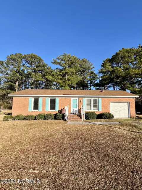 602 W Thurman Rd, New Bern, NC 28562