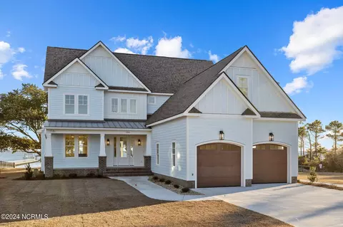 134 Buena Vista Dr, Newport, NC 28570
