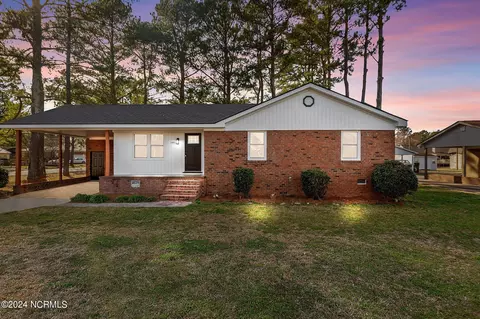 1800 Springfield Rd, Rocky Mount, NC 27801