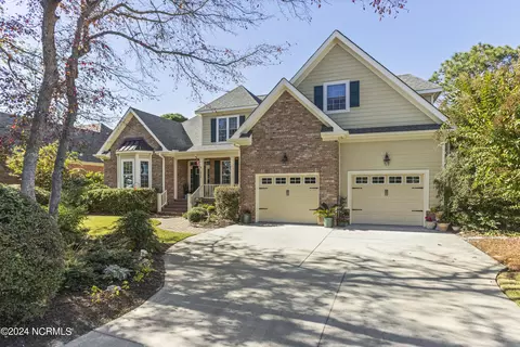 2826 Moorings Way SE, Southport, NC 28461