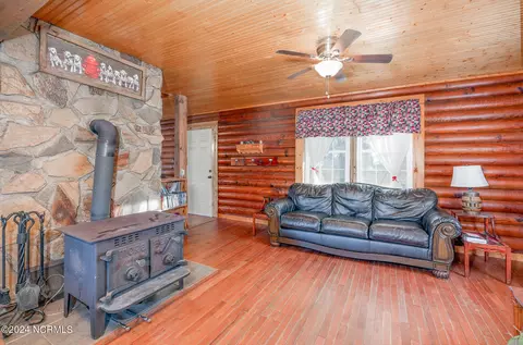 Living - 172 Wood River Rd, West End, NC 27376 photo 2 of 2