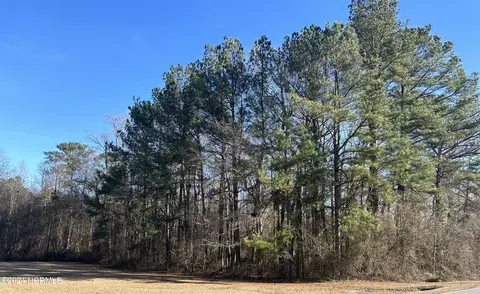 4550 Faith Baptist Church Rd, Pinetops, NC 27864