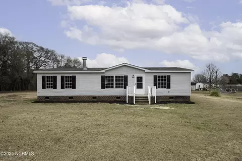 104 Ruger Ct, Pikeville, NC 27863