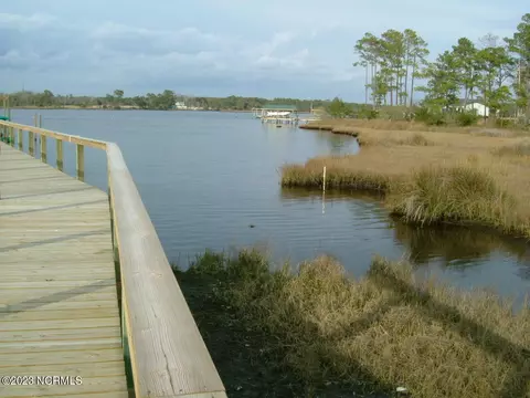 460 Vfw Rd, Cedar Point, NC 28584 photo 7