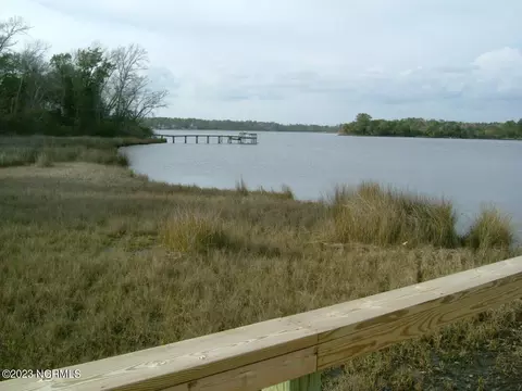 460 Vfw Rd, Cedar Point, NC 28584 photo 5