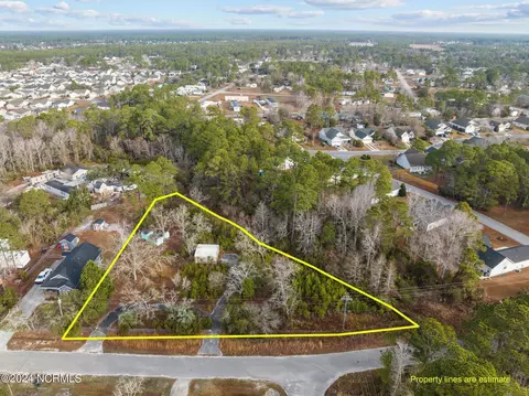 4283 Flagship Ave SE, Southport, NC 28461