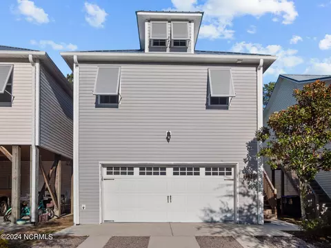 115 James Ave, Surf City, NC 28445