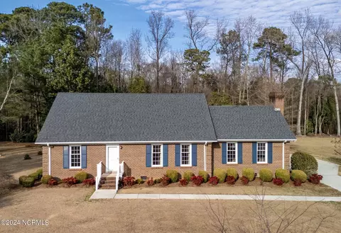 321 Williamson St, Kenansville, NC 28349