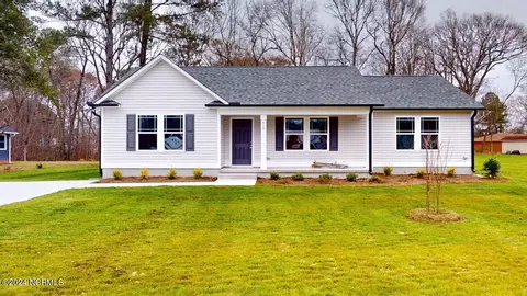 714 Arrow Point Dr, Goldsboro, NC 27530