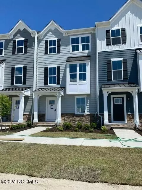 206 Clifton St, Moyock, NC 27958