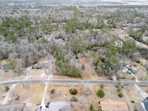 70 Hughes Rd, Hampstead, NC 28443 photo 12