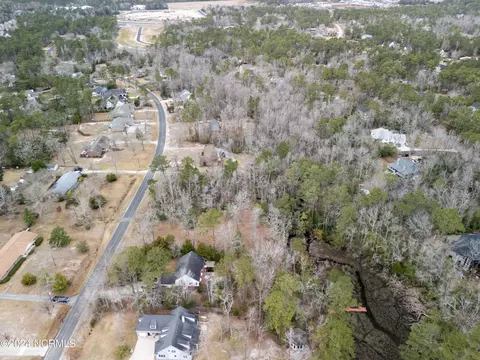 70 Hughes Rd, Hampstead, NC 28443 photo 17
